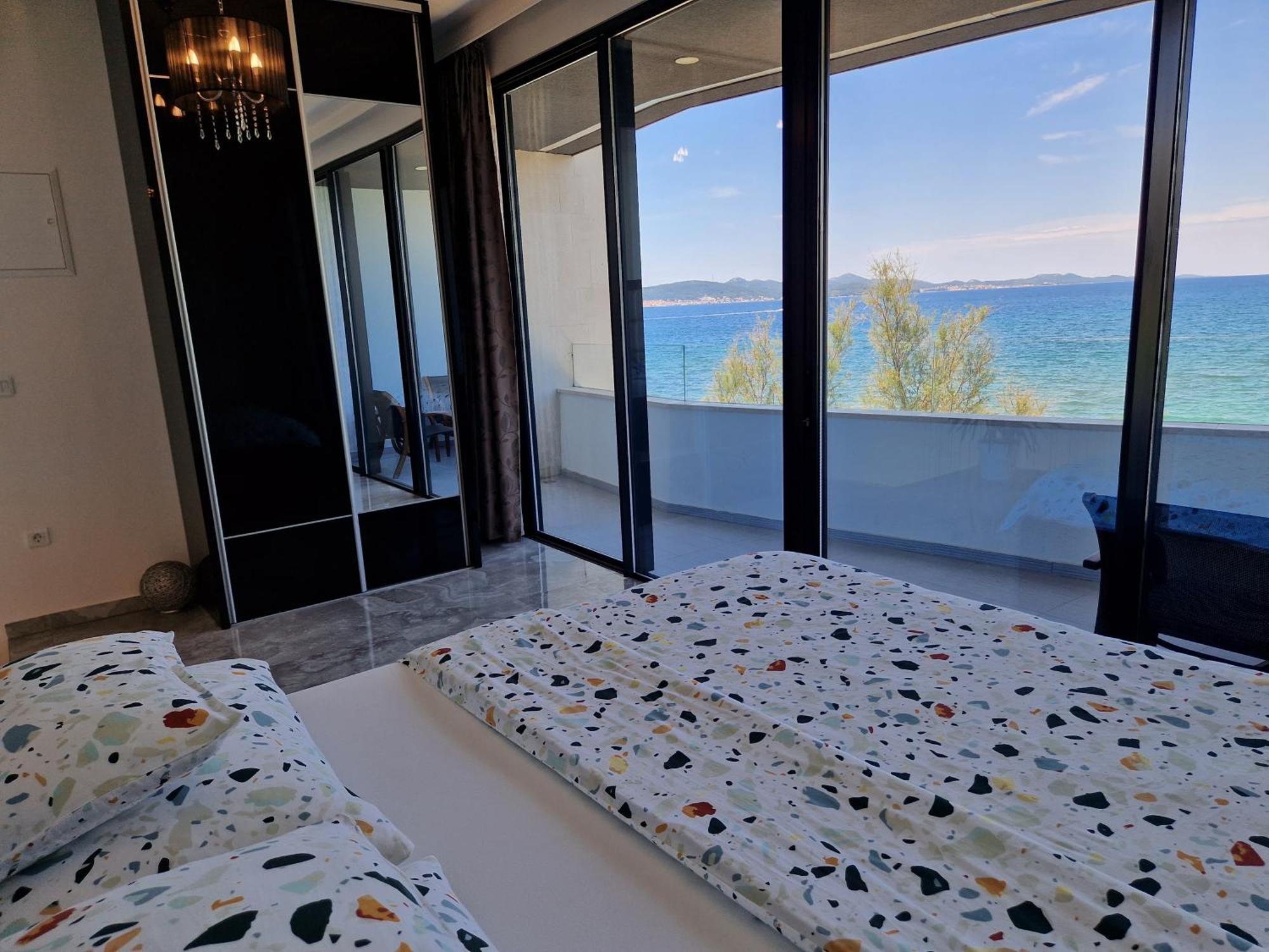 Apartments Dalmatia Infinity Bibinje Habitación foto